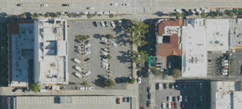 566 Colorado Blvd