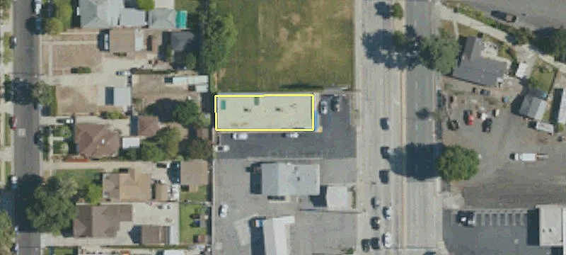 2211 Fair Oaks Ave