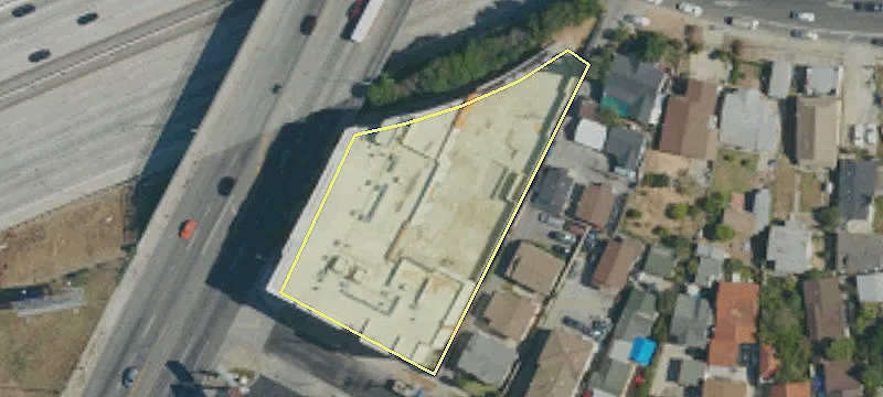 1044 Soto St