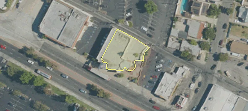 9125 Whittier Blvd