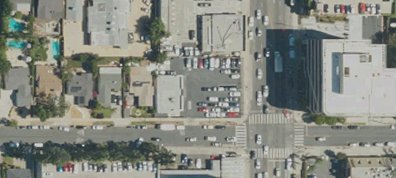 5005 Van Nuys Blvd