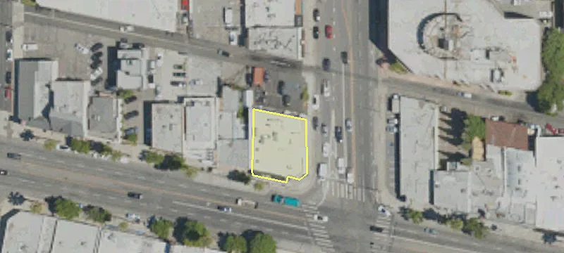 13701 Ventura Blvd