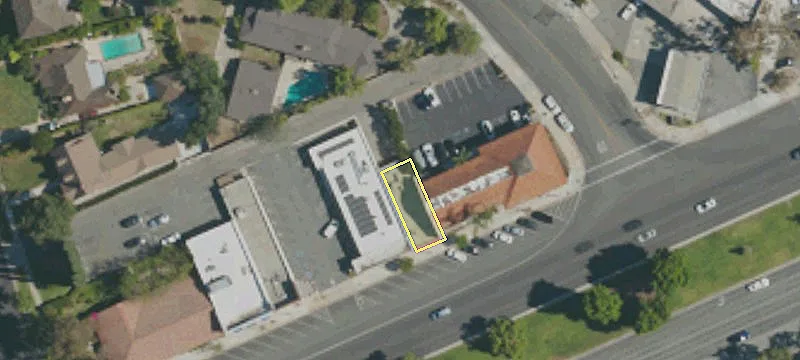 2115 Huntington Dr