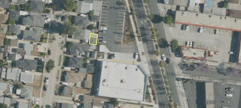 10211 Long Bch Blvd