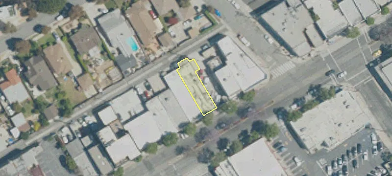 3221 Pico Blvd
