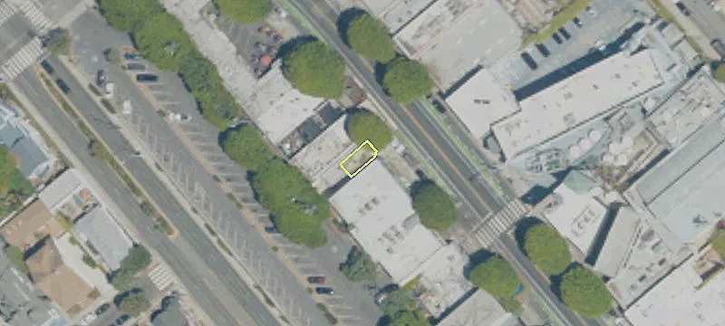 2428 Main St
