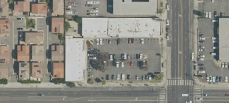 12101 Saticoy St, Unit 11