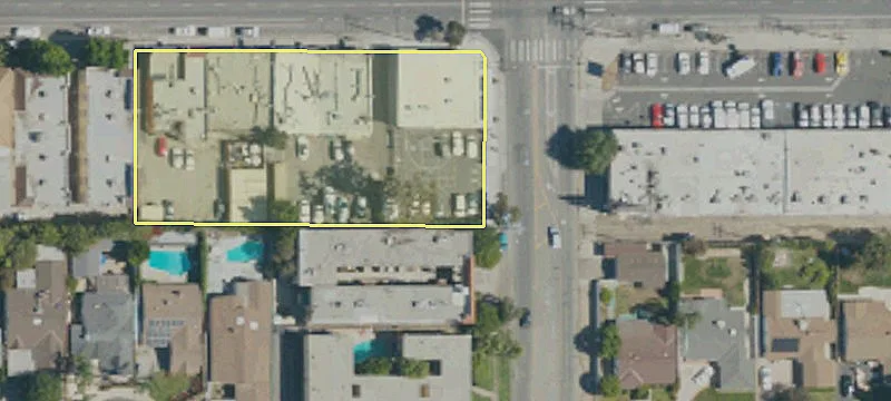 5551 Whitsett Ave