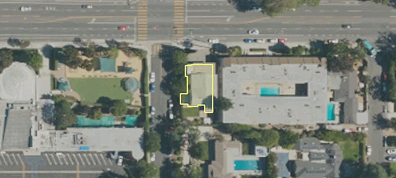 12256 Riverside Dr