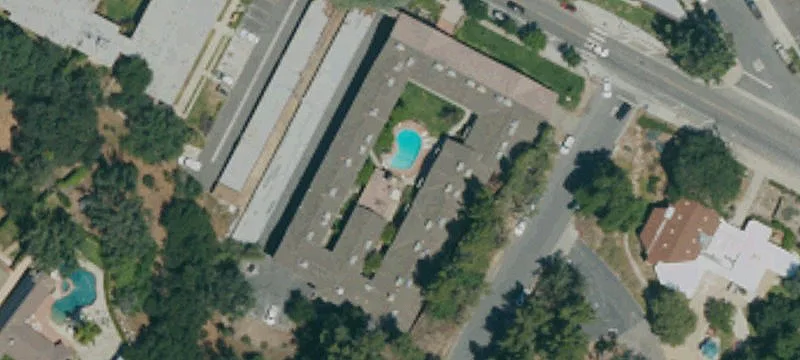 24347 Newhall Ave