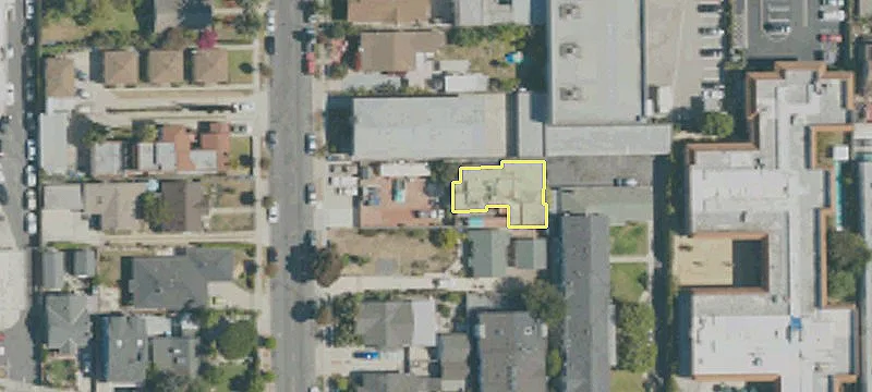 220 Eucalyptus Ave