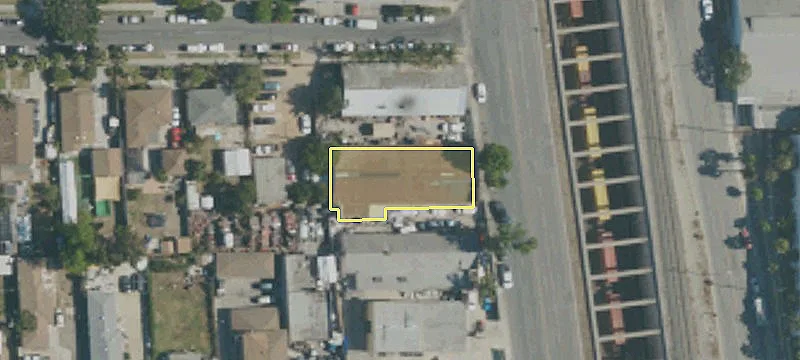 1305 Alameda St