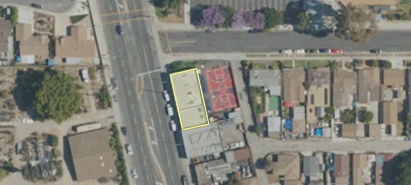 21502 Main St