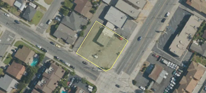 12161 Downey Ave