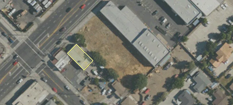 2616 Durfee Ave