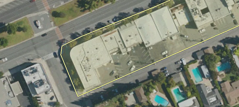 2318 Huntington Dr
