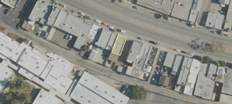 3331 Beverly Blvd