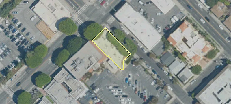 2232 Santa Monica Blvd
