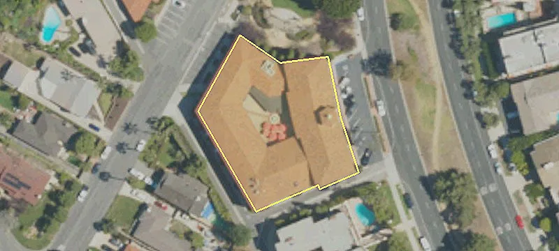 2325 Palos Verdes W Dr
