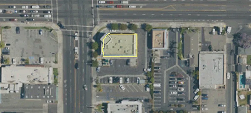 5910 Del Amo Blvd
