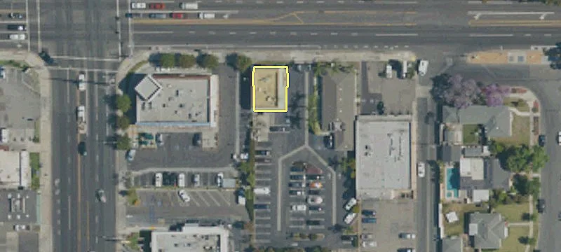 5916 Del Amo Blvd