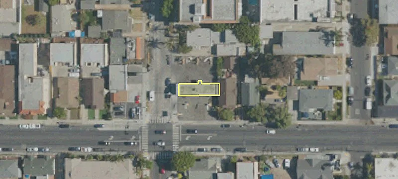 3201 4th St