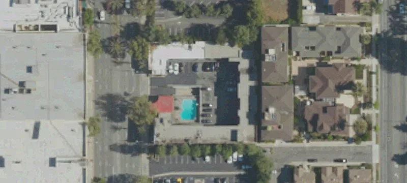 404 Arroyo Pkwy