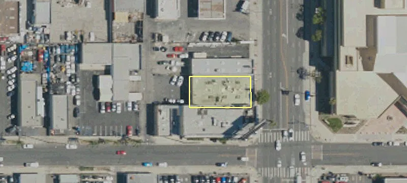 6157 Van Nuys Blvd