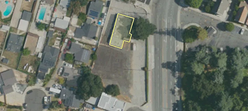 2399 Fair Oaks Ave