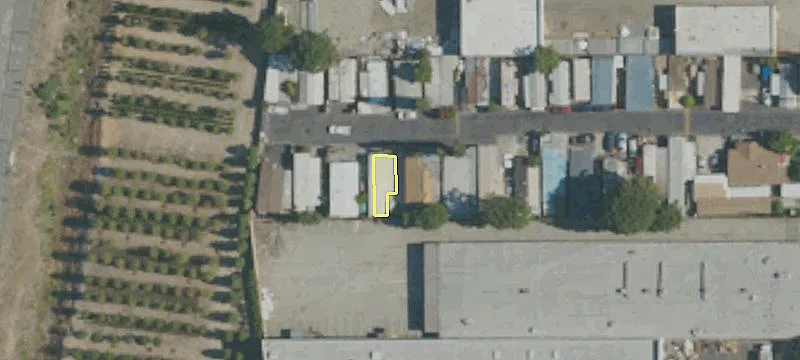 2449 Loma Ave