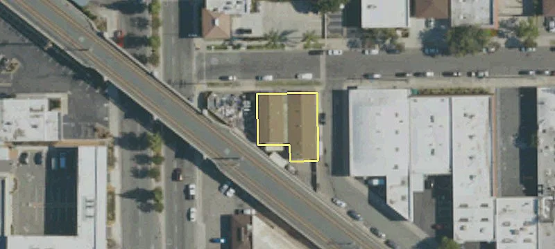 2 La Porte St