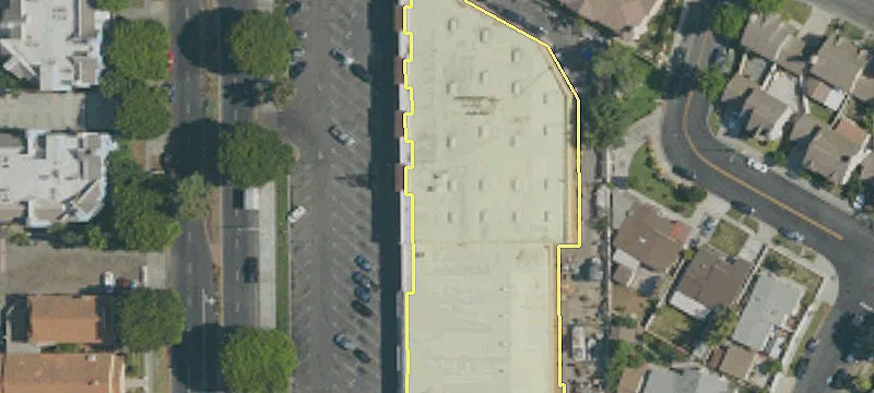 13840 Paramount Blvd