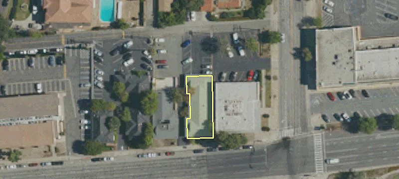 1215 Huntington Dr