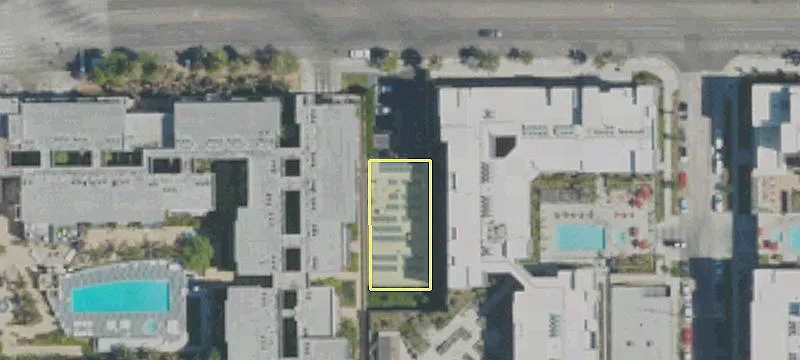 11126 Chandler Blvd