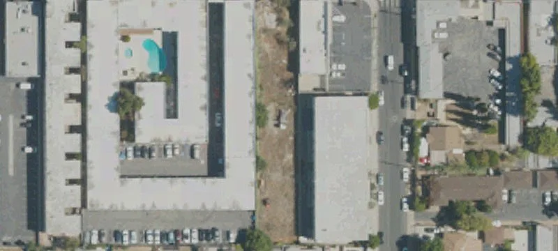 10812 Magnolia Blvd