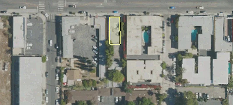 10746 Magnolia Blvd