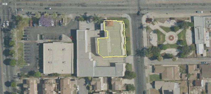 1450 Compton Blvd