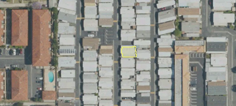437 Carson St