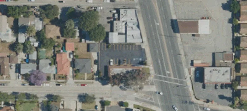 21933 Main St