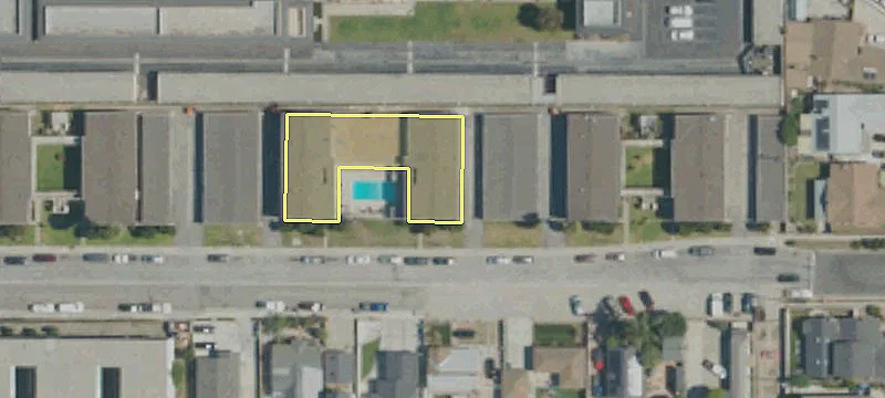 521 218th Pl
