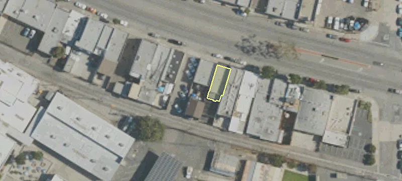 3321 Beverly Blvd