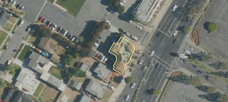 11003 Lakewood Blvd