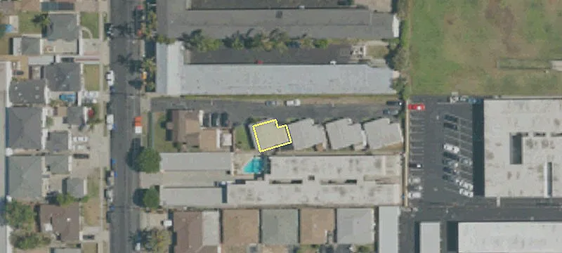 12408 Dunrobin Ave