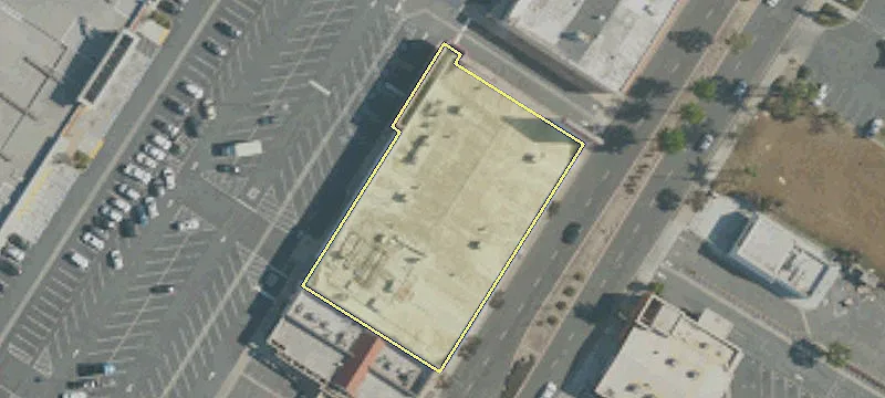 10001 Paramount Blvd
