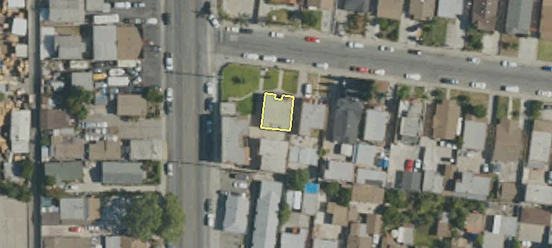 2404 Santa Ana St