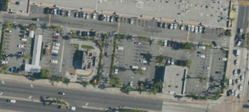4487 Slauson Ave