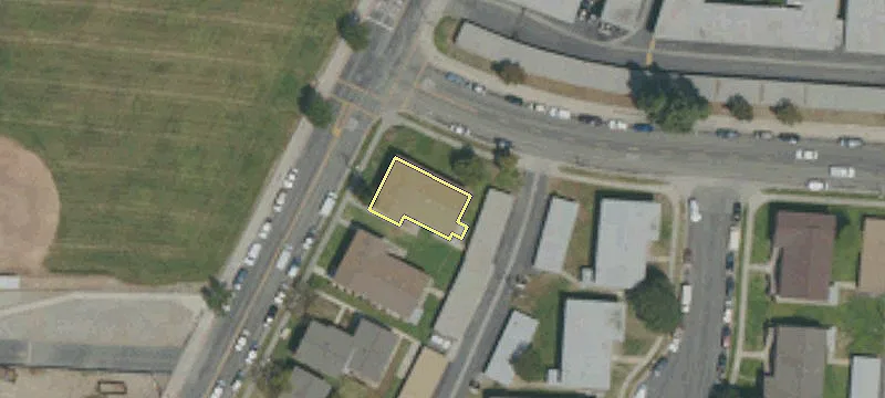 2030 Batson Ave