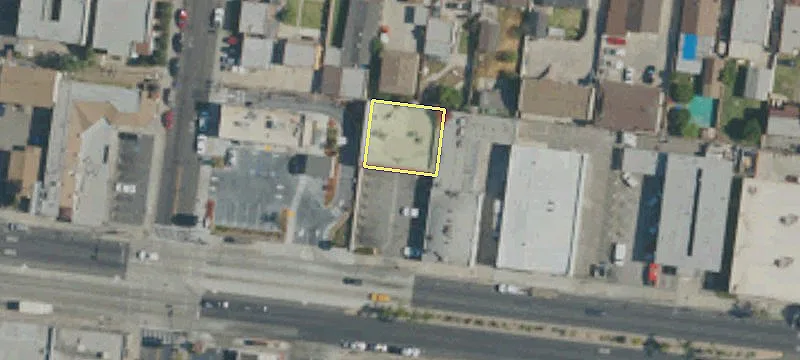 3709 Slauson Ave