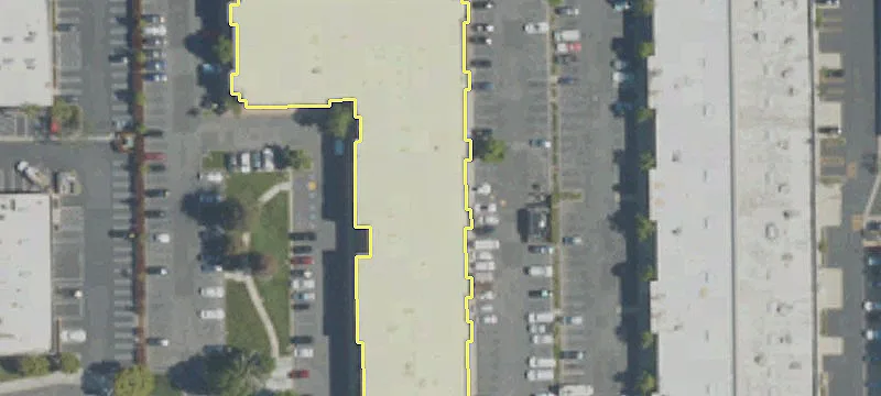 370 Amapola Ave