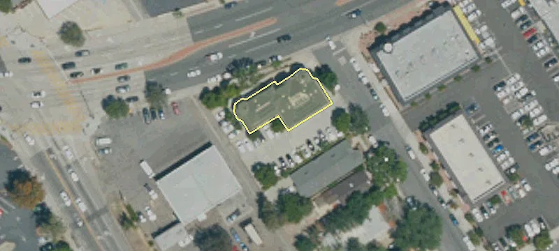 22800 Lyons Ave